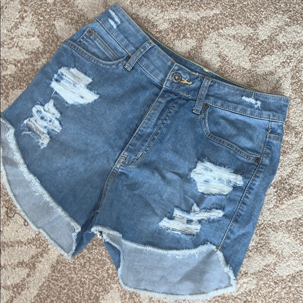 LF CARMAR Jean shorts